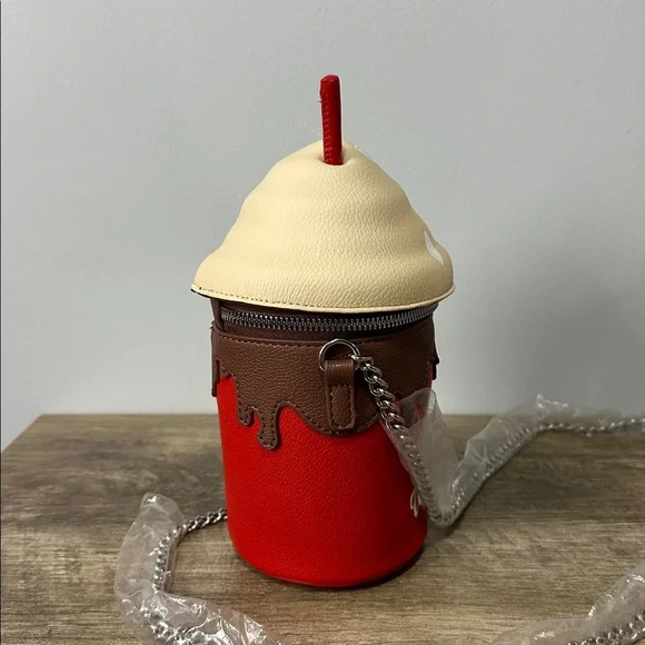 Skinny Dip London HOT COCOA Crossbody Chocolate Drip Chain Strap Purse NWT - Picture 6 of 8